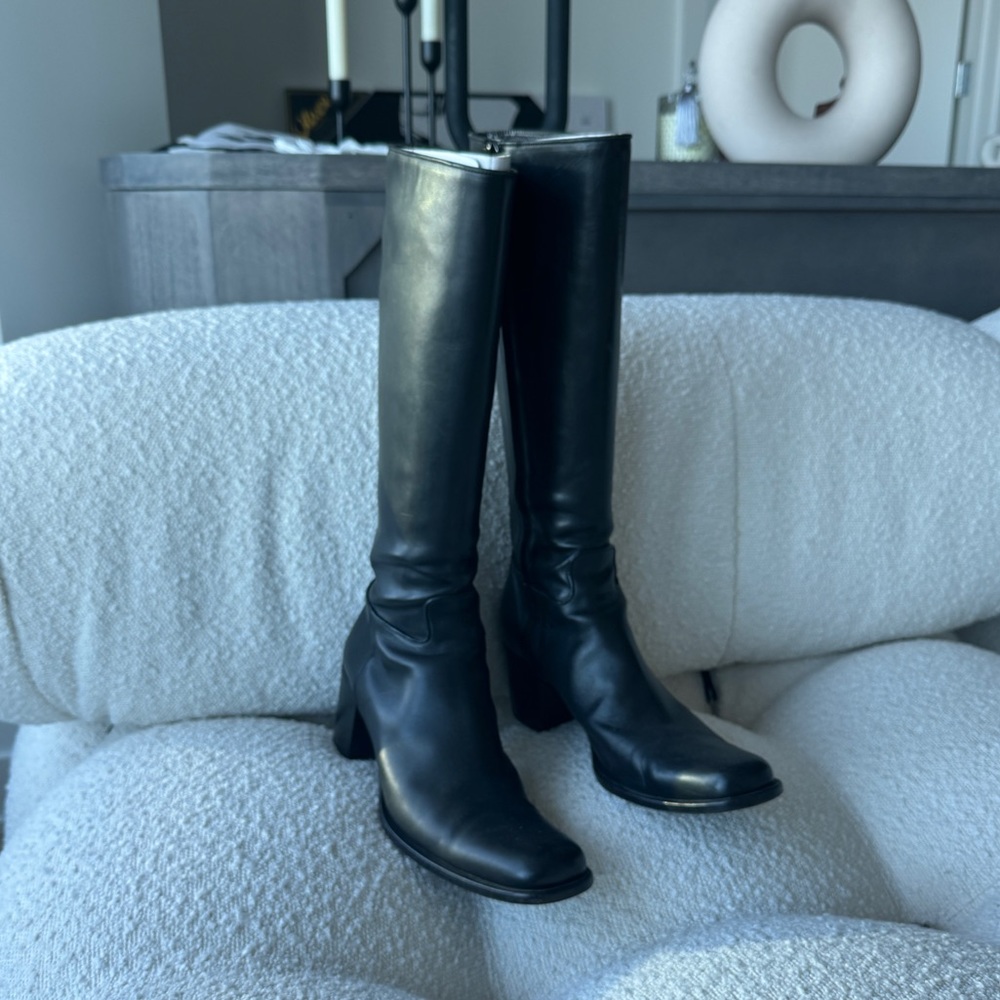 $1400 Prada LEATHER PLATFORM LEATHER KNEE HIGH BOOT BLACK 40.5